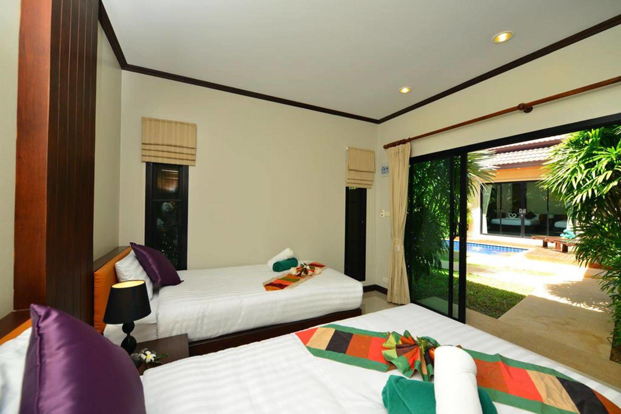 Naiharn Garden Villa Phuket Bagian luar foto