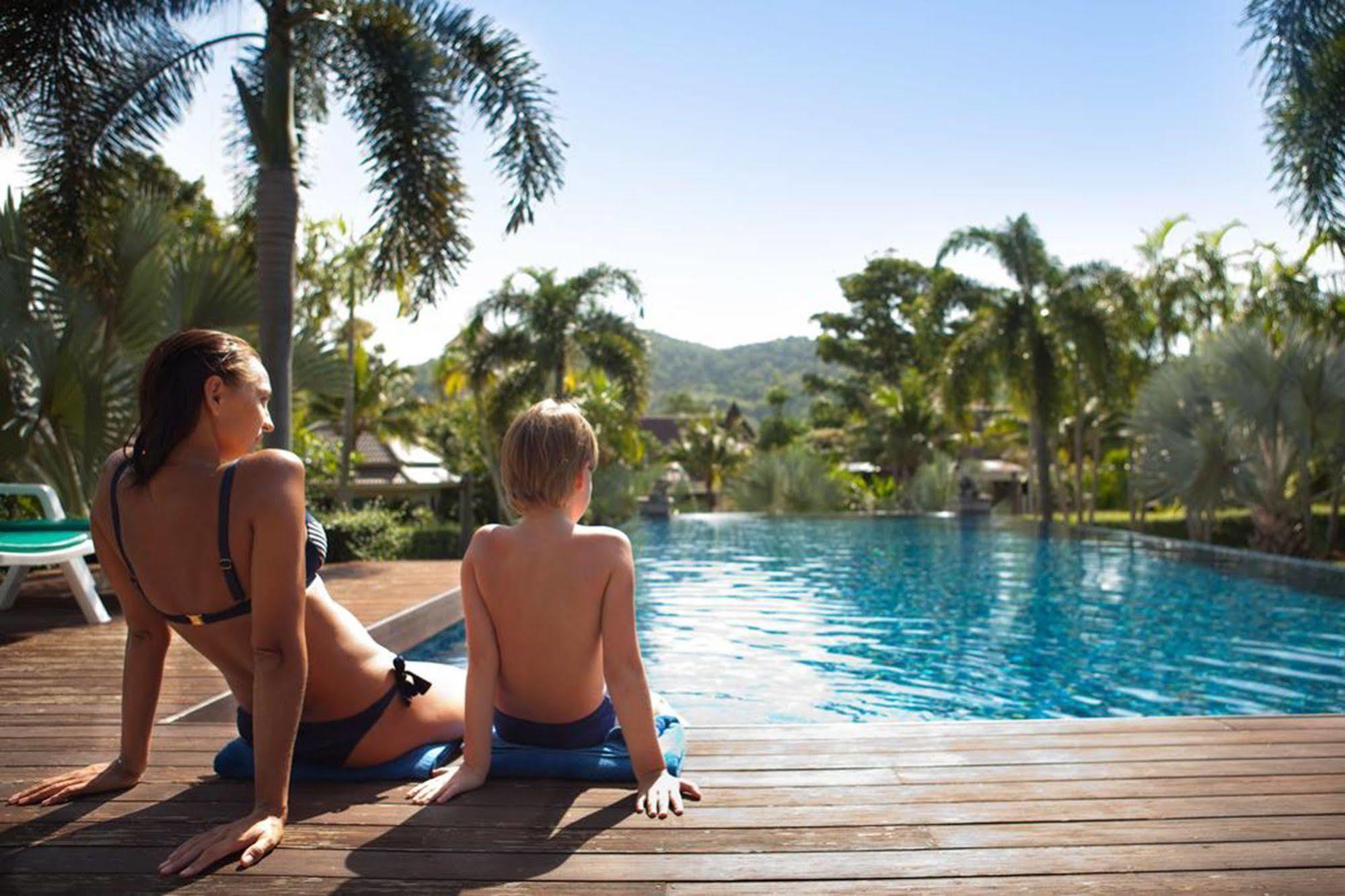 Naiharn Garden Villa Phuket Bagian luar foto