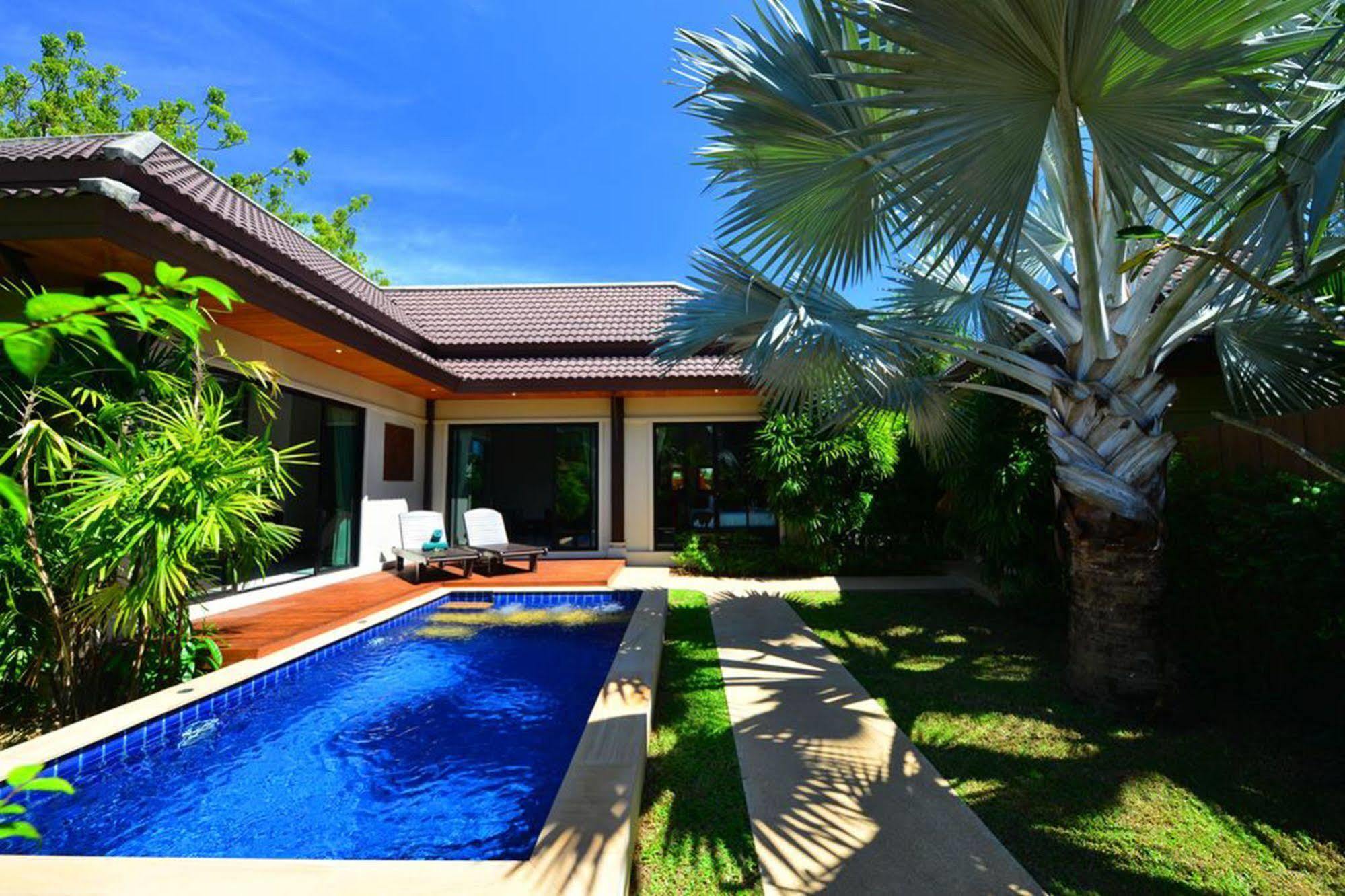 Naiharn Garden Villa Phuket Bagian luar foto